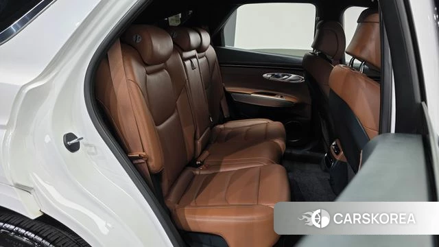 Genesis GV70 2023 Белый из Кореи, фото 3