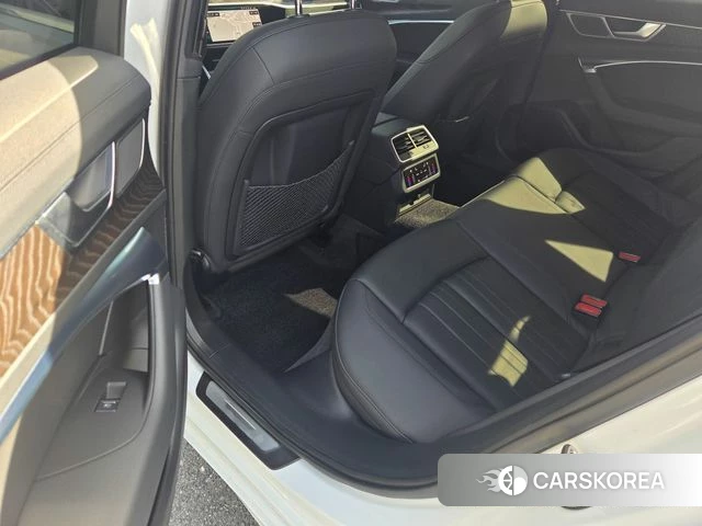 Audi A6 (C8) 2019 Белый из Кореи, фото 3