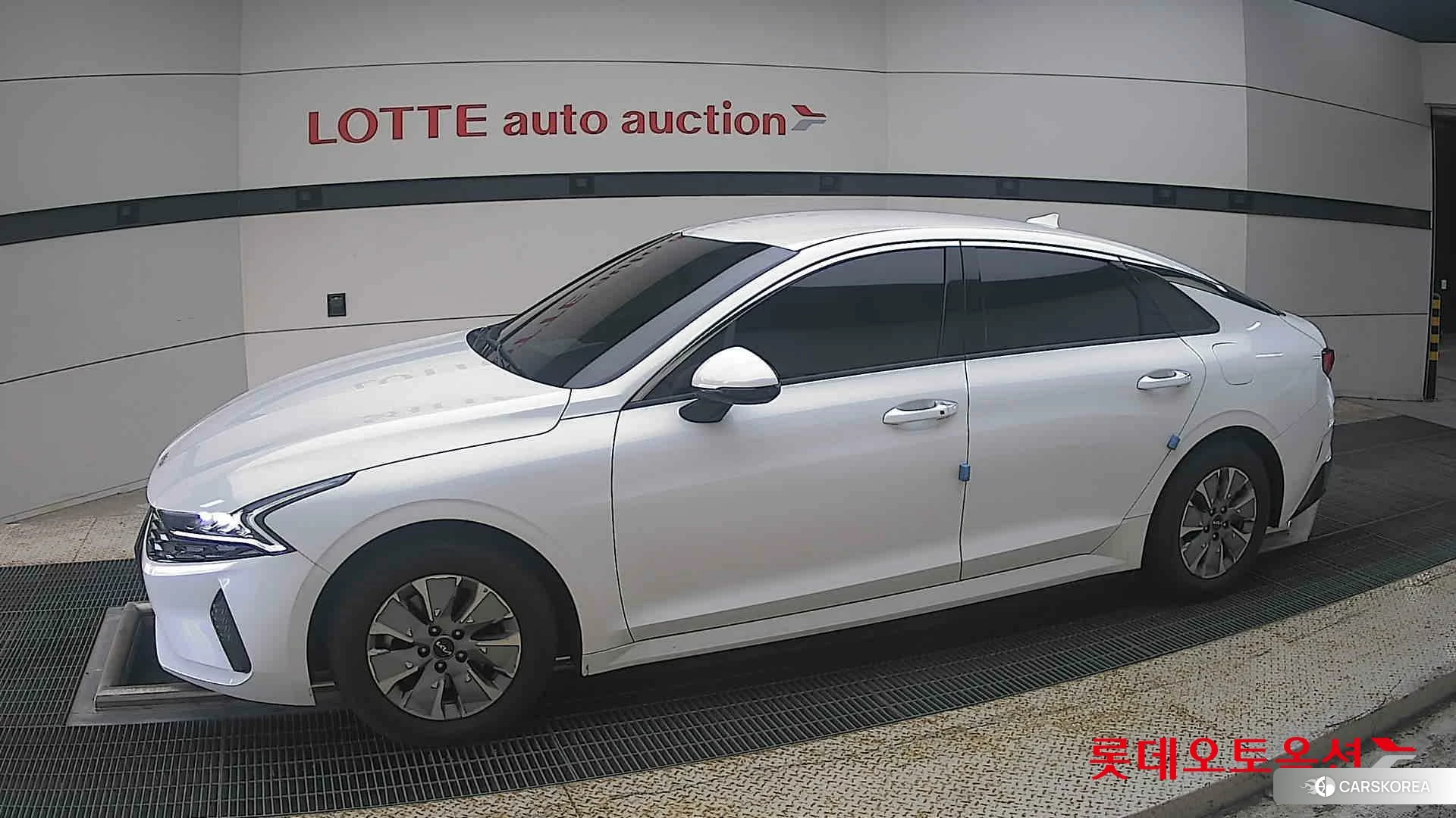 Kia K5 Hybrid 2023 Snow White Pearl (optional) из Кореи, фото 3