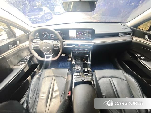 Kia K5 2022 Черный из Китая, фото 3