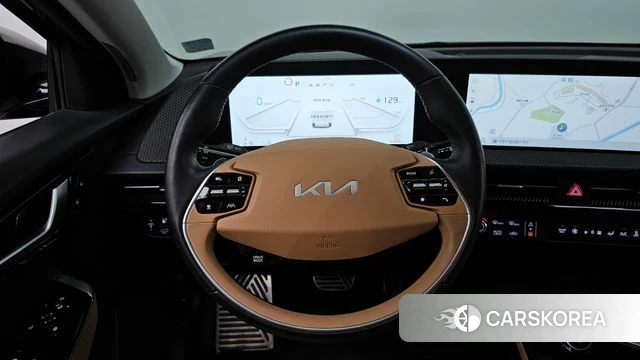Kia EV6 2023 Черный из Кореи, фото 3