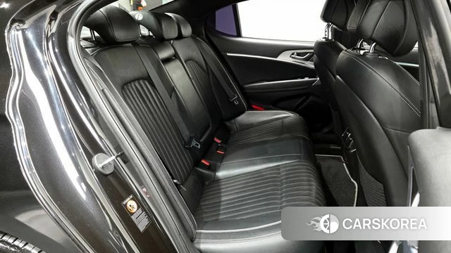Genesis G70 2019 Черный из Кореи, фото 3