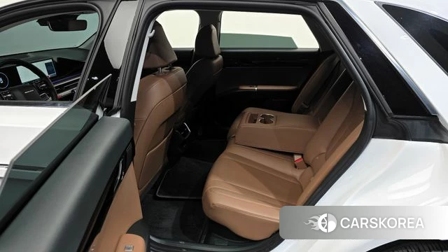 Hyundai Grandeur Hybrid (GN7) 2024 Белый из Кореи, фото 3