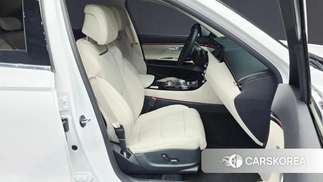 Genesis GV70 2026 Белый из Кореи, фото 3