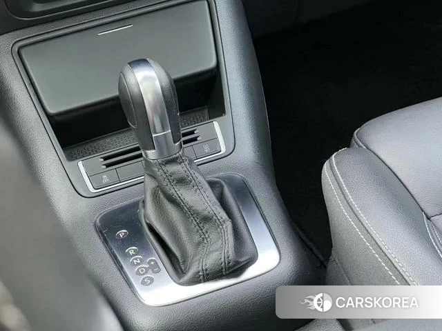 Volkswagen Tiguan 2018 Черный из Китая, фото 3