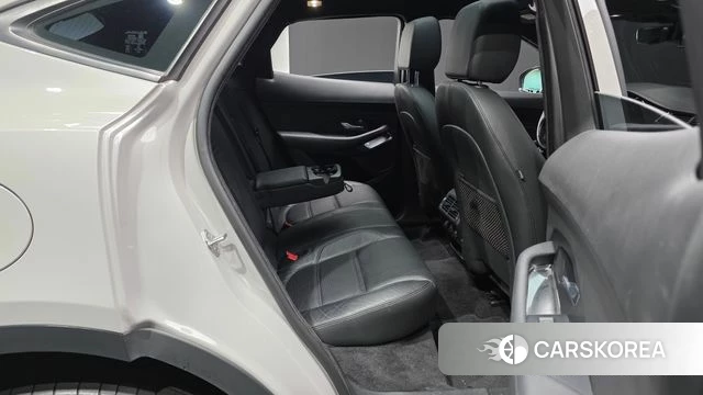 Jaguar E-PACE 2018 Серебристо-серый из Кореи, фото 3