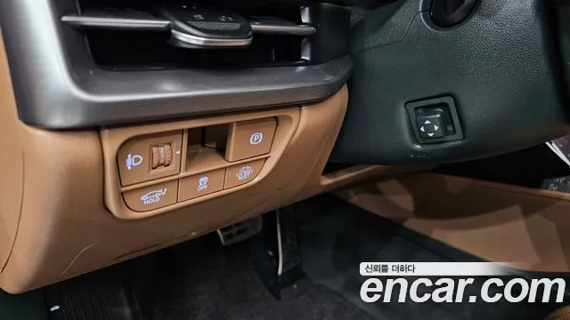 Hyundai Grandeur Hybrid (GN7) 2023 Серебристо-серый из Кореи, фото 3