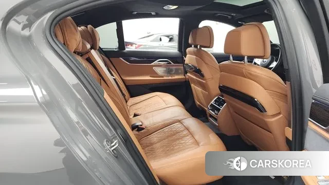 BMW 7 Series (G11) 2022 Серебряный из Кореи, фото 3