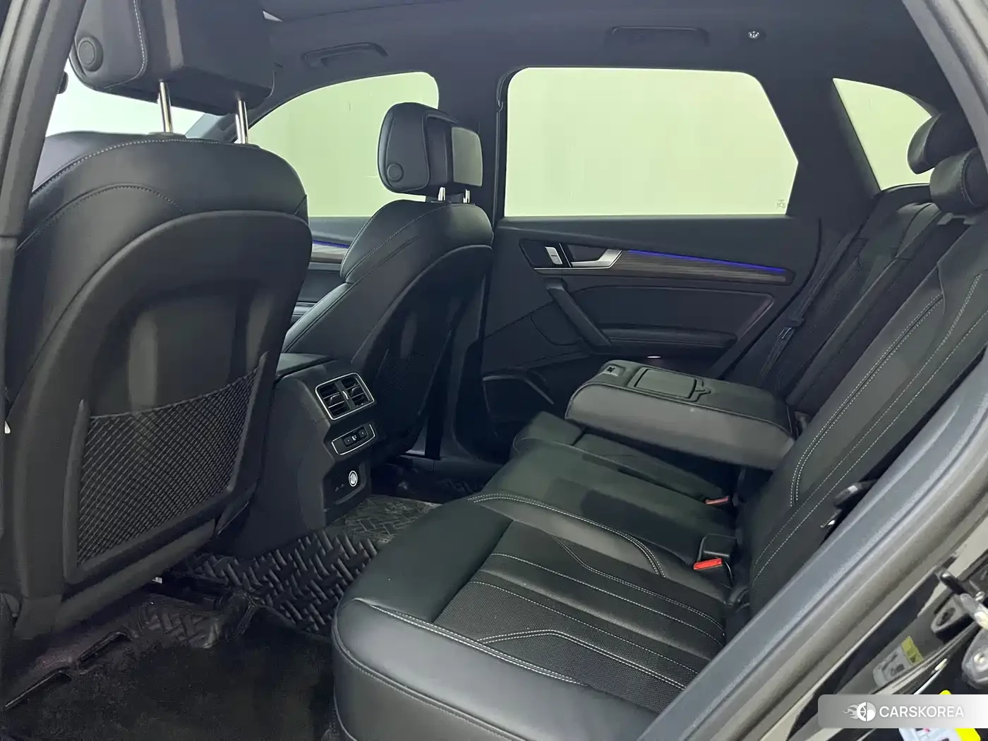 Audi Q5L 2025 Черный из Китая, фото 3