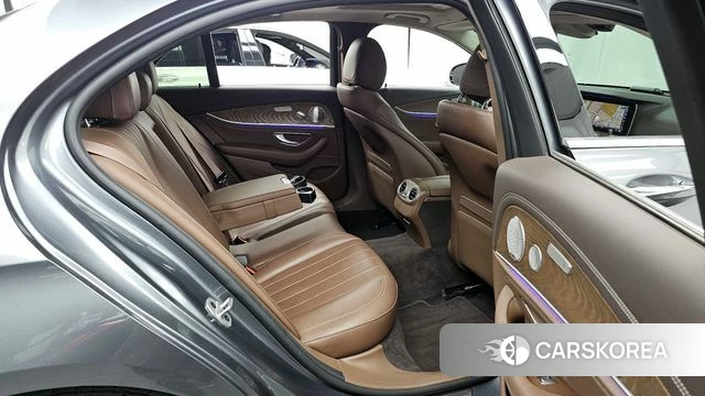 Mercedes-Benz E-Class W213 2020 Серый из Кореи, фото 3