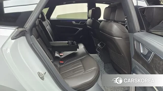 Audi A7 (4K) 2020 Белый из Кореи, фото 3