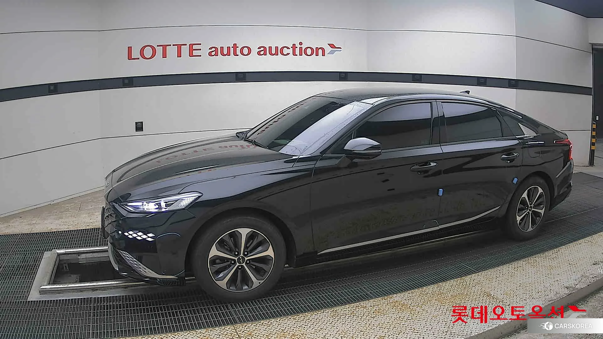 Kia K8 Hybrid 2022 Aurora Black Pearl из Кореи, фото 3