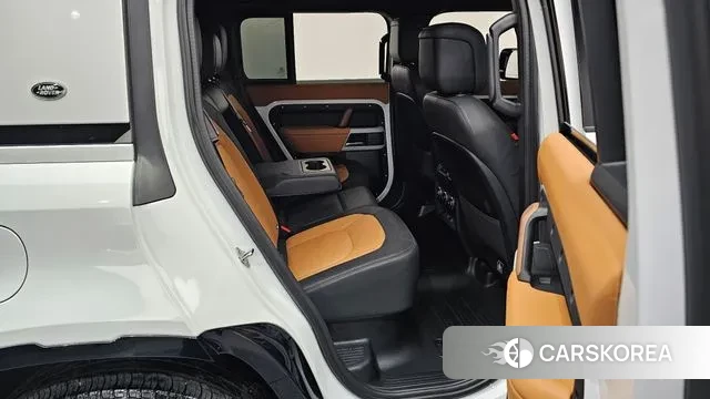 Land Rover Defender (L663) 2024 Белый из Кореи, фото 3