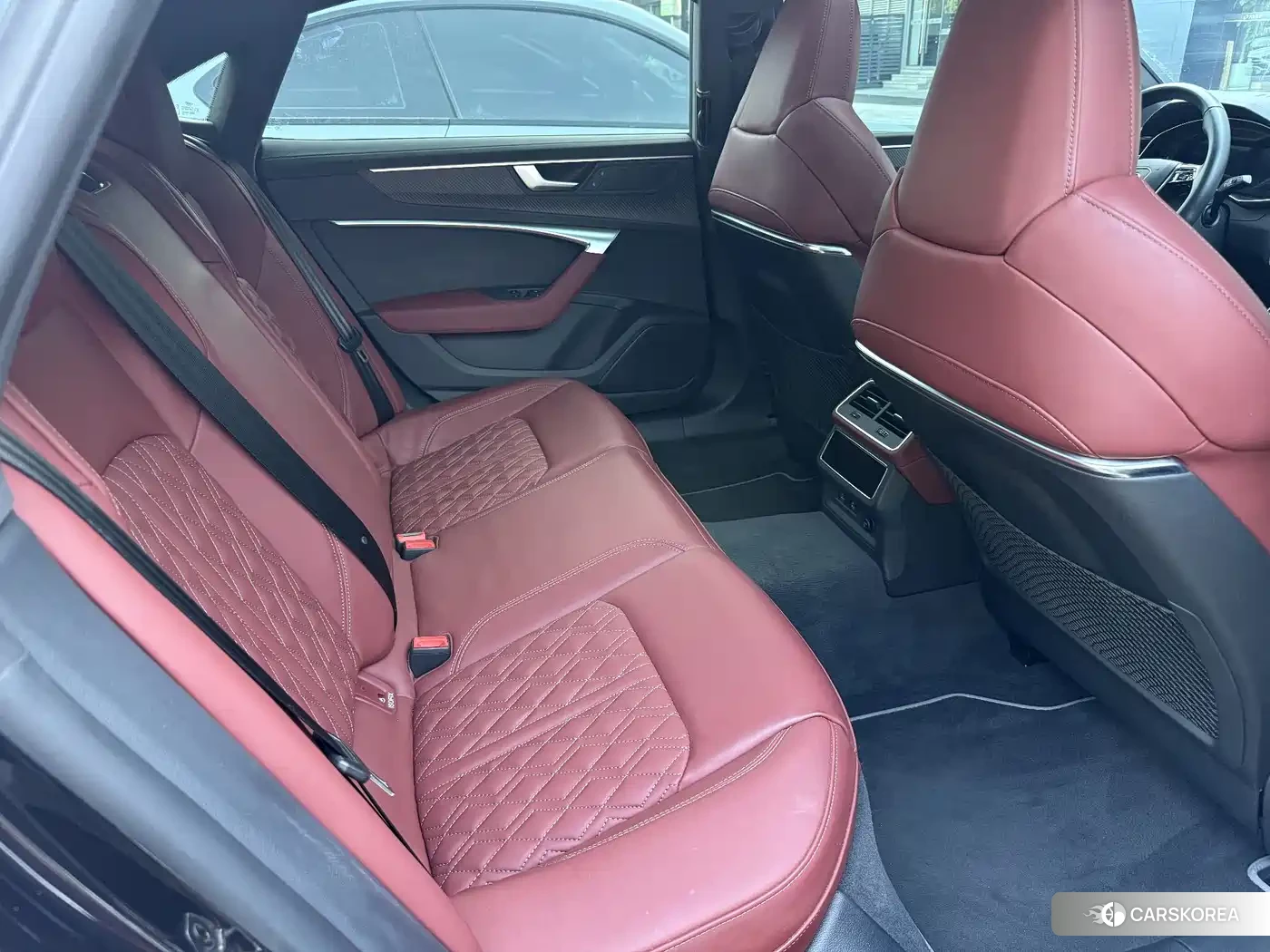 Audi A7L 2023 Черный из Китая, фото 3