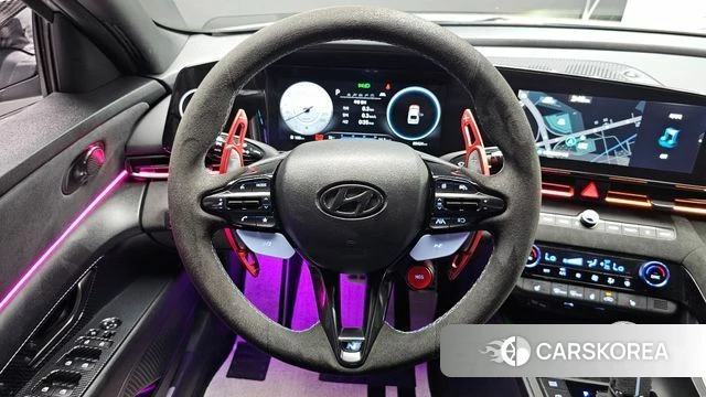 Hyundai Avante (CN7) 2022 Серебристо-серый из Кореи, фото 3