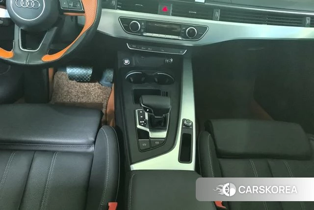 Audi A4L 2024 Белый из Китая, фото 3