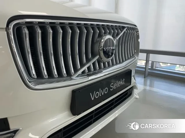 Volvo XC90 second Generation 2025 Белый из Кореи, фото 3