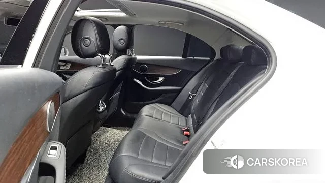 Mercedes-Benz C-Class W205 2020 Белый из Кореи, фото 3