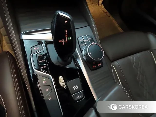 BMW 6 Series GT (G32) 2020 Белый из Кореи, фото 3