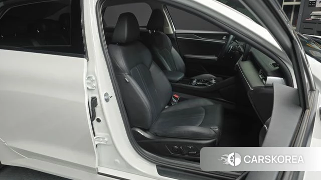 Kia K5 3rd generation 2022 Белый из Кореи, фото 3