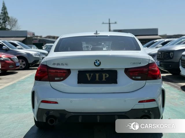 BMW 1 series 2023 Белый из Китая, фото 3