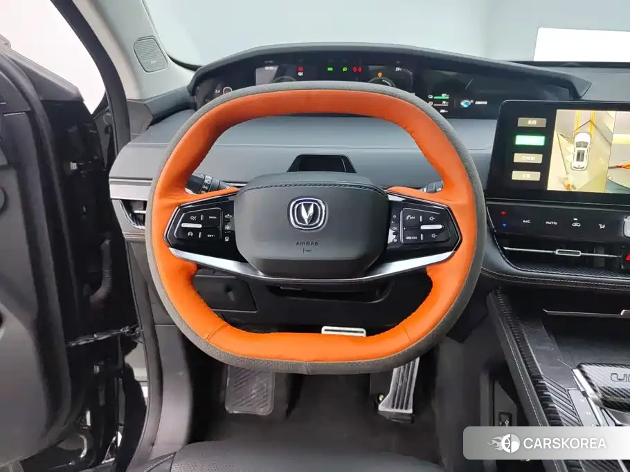 Chang'an UNI-K Smart iDD 2022 Черный из Китая, фото 3