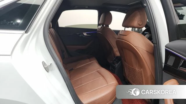 Audi A4 (B9) 2021 Белый из Кореи, фото 3