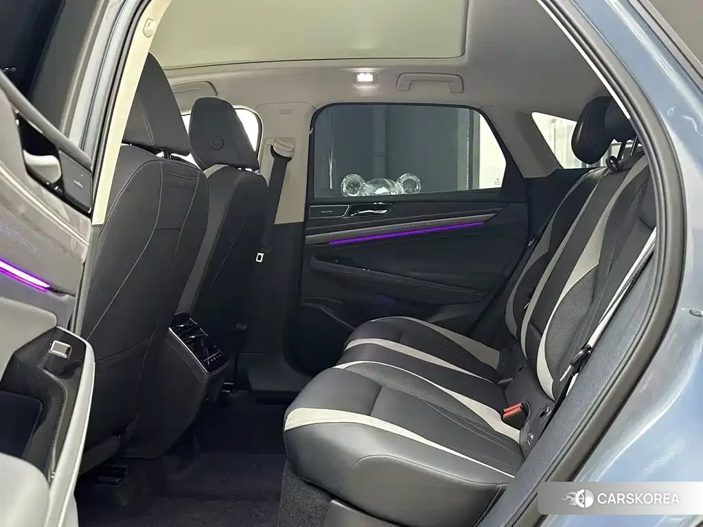 Volkswagen ID.7 VIZZION 2026 Silver/gray из Китая, фото 4