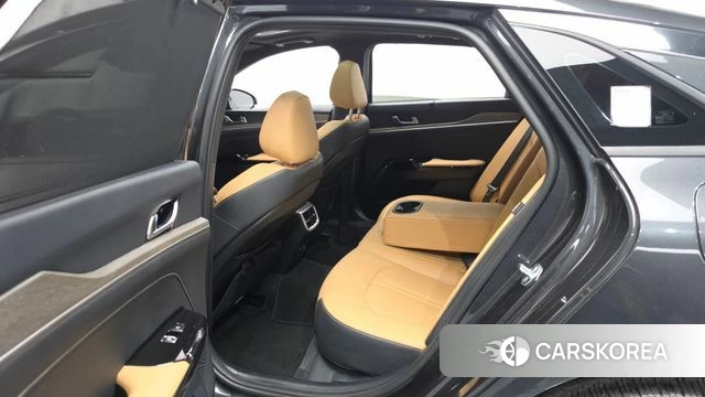 Kia K5 3rd generation 2023 Серый из Кореи, фото 3
