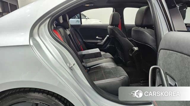 Mercedes-Benz A-Class W177 2023 Серебряный из Кореи, фото 3