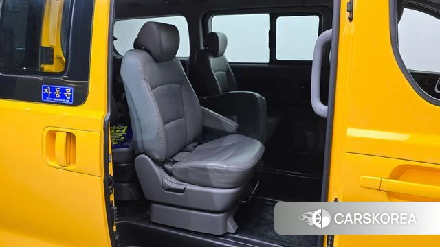 Hyundai The New Grand Starex 2019 Желтый из Кореи, фото 3