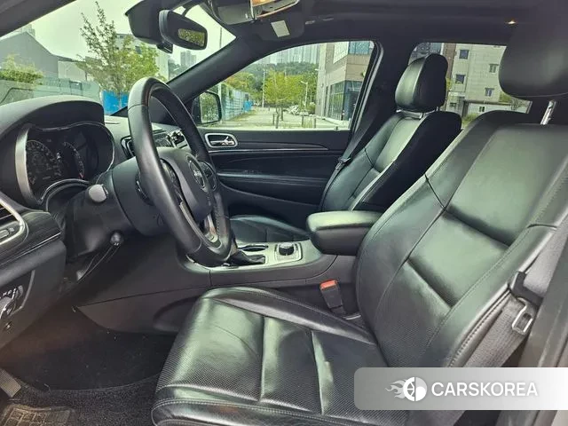 Jeep Grand Cherokee 2019 Серебристо-серый из Кореи, фото 3