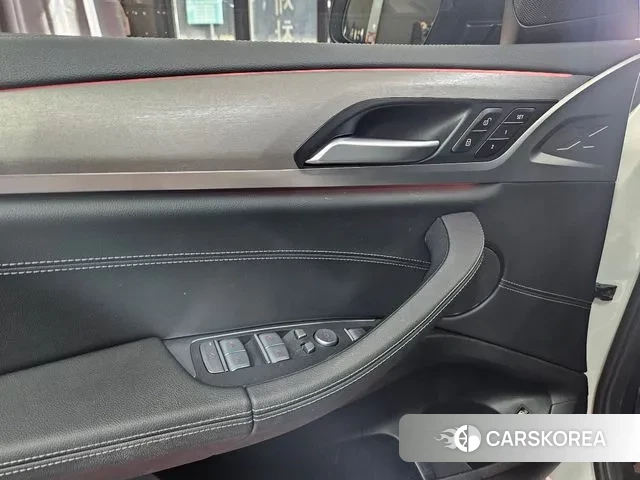 BMW X3 (G01) 2022 Белый из Кореи, фото 3