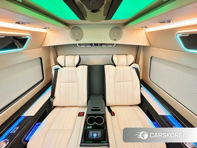 Toyota Hiace 2024 Белый из Китая, фото 3