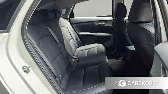 Kia Come New K3 2021 Белый из Кореи, фото 3
