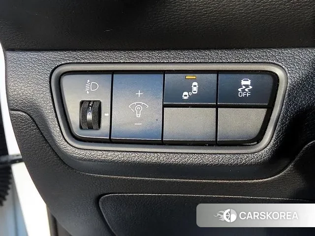 Kia The New K3 2nd generation 2021 Белый из Кореи, фото 3