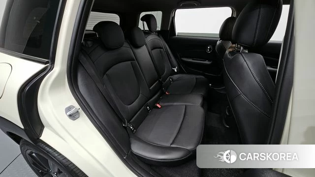 Mini Cooper Clubman 2020 Жемчужный цвет из Кореи, фото 3