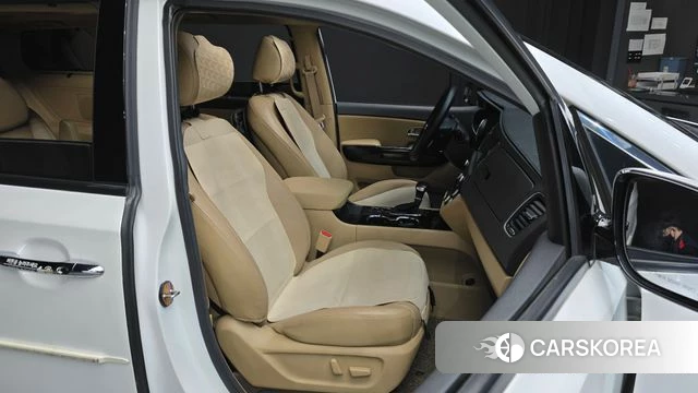 Kia The New Carnival 2018 Белый из Кореи, фото 3