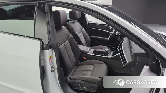 Audi A7 (4K) 2023 Белый из Кореи, фото 3