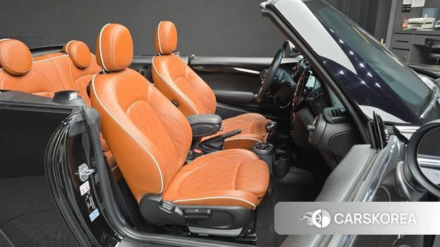 Mini Cooper S Convertible 2019 Черный из Кореи, фото 3