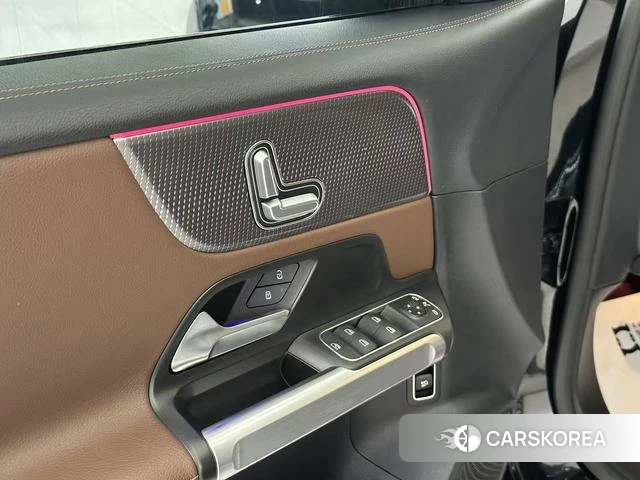 Mercedes-Benz GLB 2022 Черный из Китая, фото 3