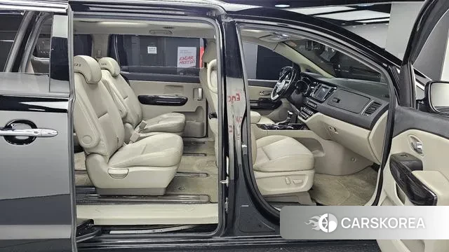 Kia The New Carnival 2020 Черный из Кореи, фото 3