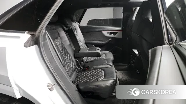 Audi Q8 (4M) 2020 Белый из Кореи, фото 3