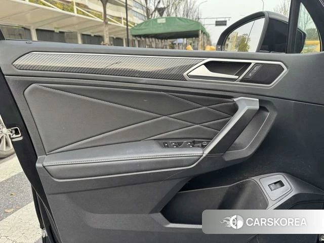 Volkswagen Tiguan L 2024 Черный из Китая, фото 3