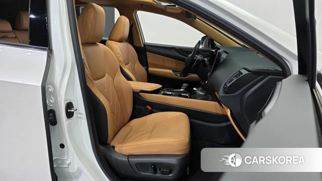 Lexus NX350h Second generation 2023 Белый из Кореи, фото 3