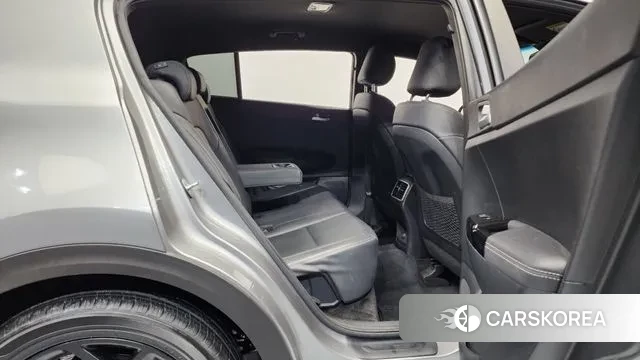 Kia Sportage The Bold 2020 Серебристо-серый из Кореи, фото 3