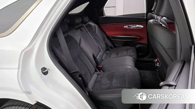 Genesis GV70 2023 Белый из Кореи, фото 3