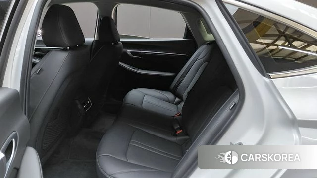 Hyundai Sonata D Edge Hybrid (DN8) 2024 Белый из Кореи, фото 3