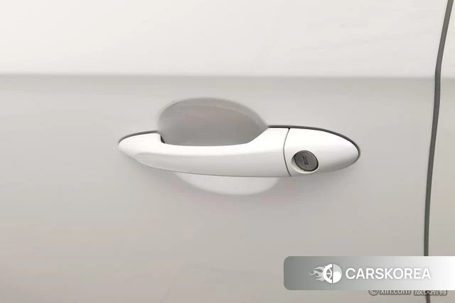Buick Yinglang 2019 Белый из Китая, фото 3