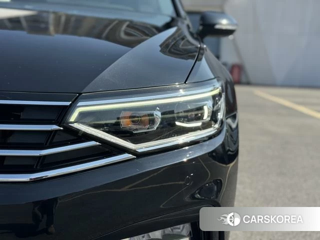 Volkswagen Magotan 2021 Черный из Китая, фото 3